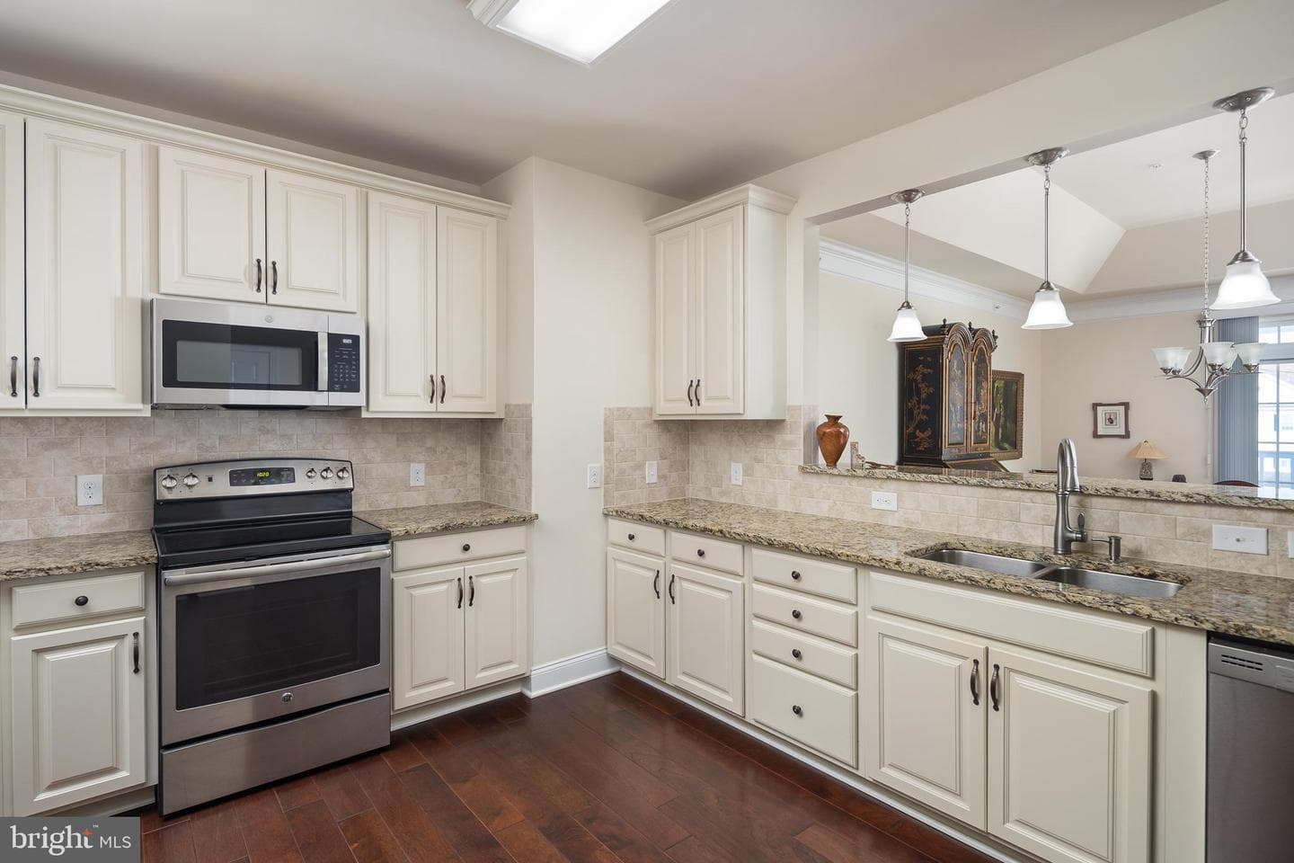 15100 Heather Mill Lane #407 photo 6