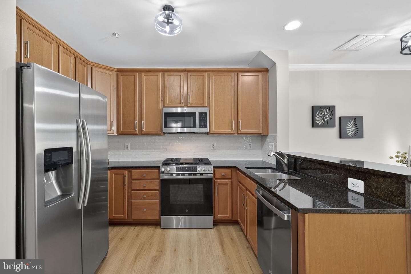 6313 Iris Meadow Lane photo 14
