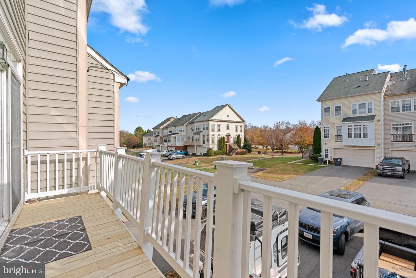 10423 Rifle Road photo 10