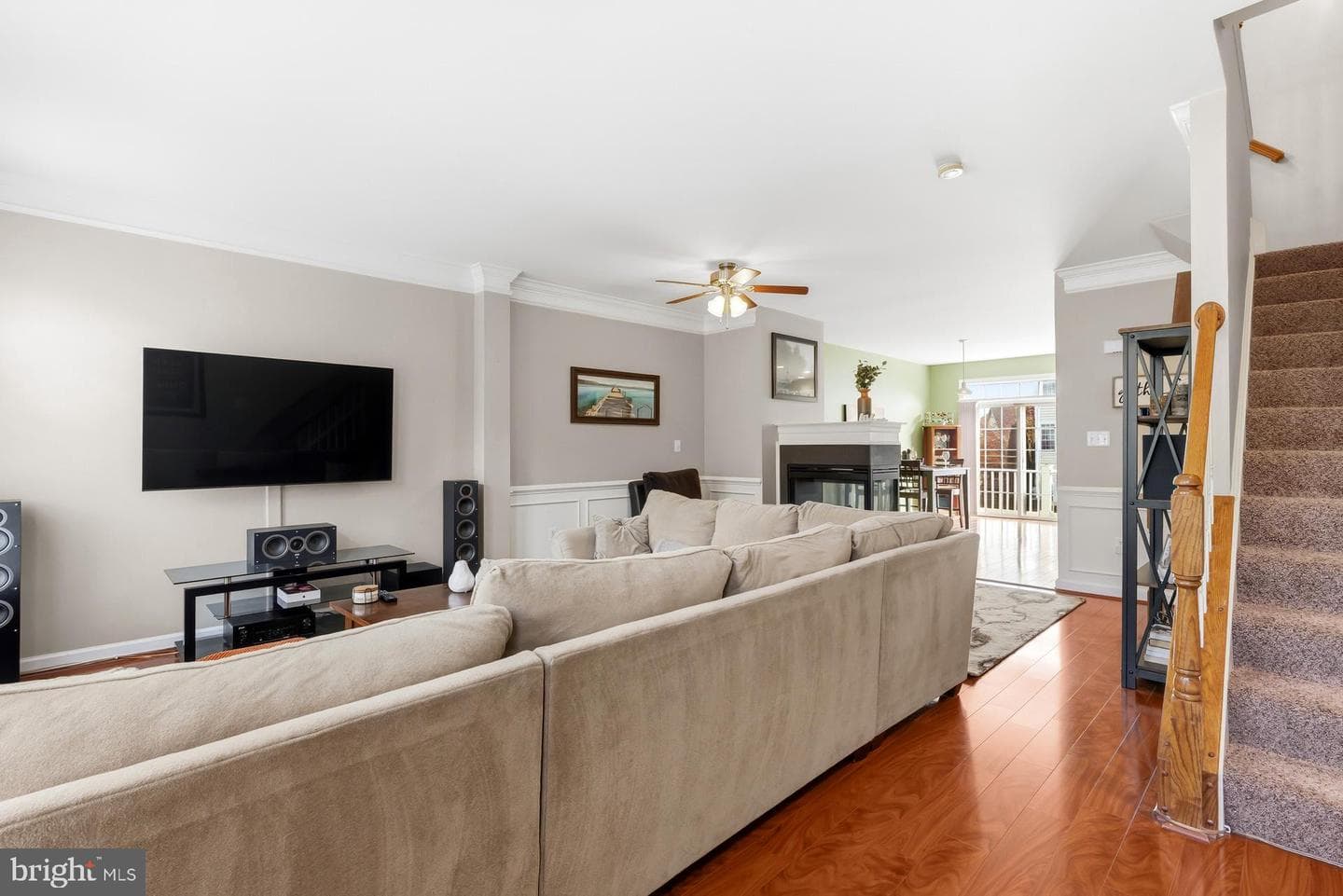 10423 Rifle Road photo 12