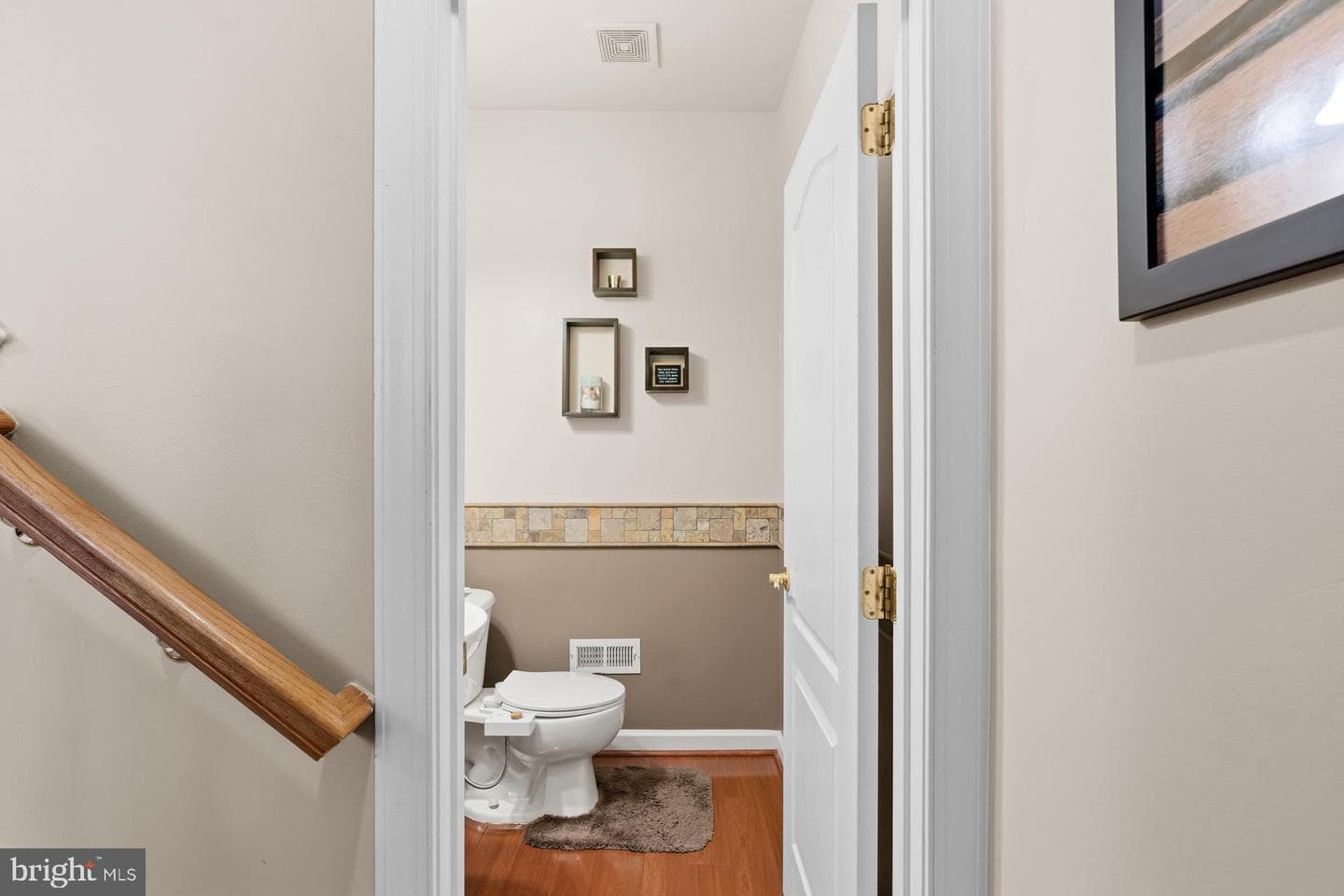 10423 Rifle Road photo 7