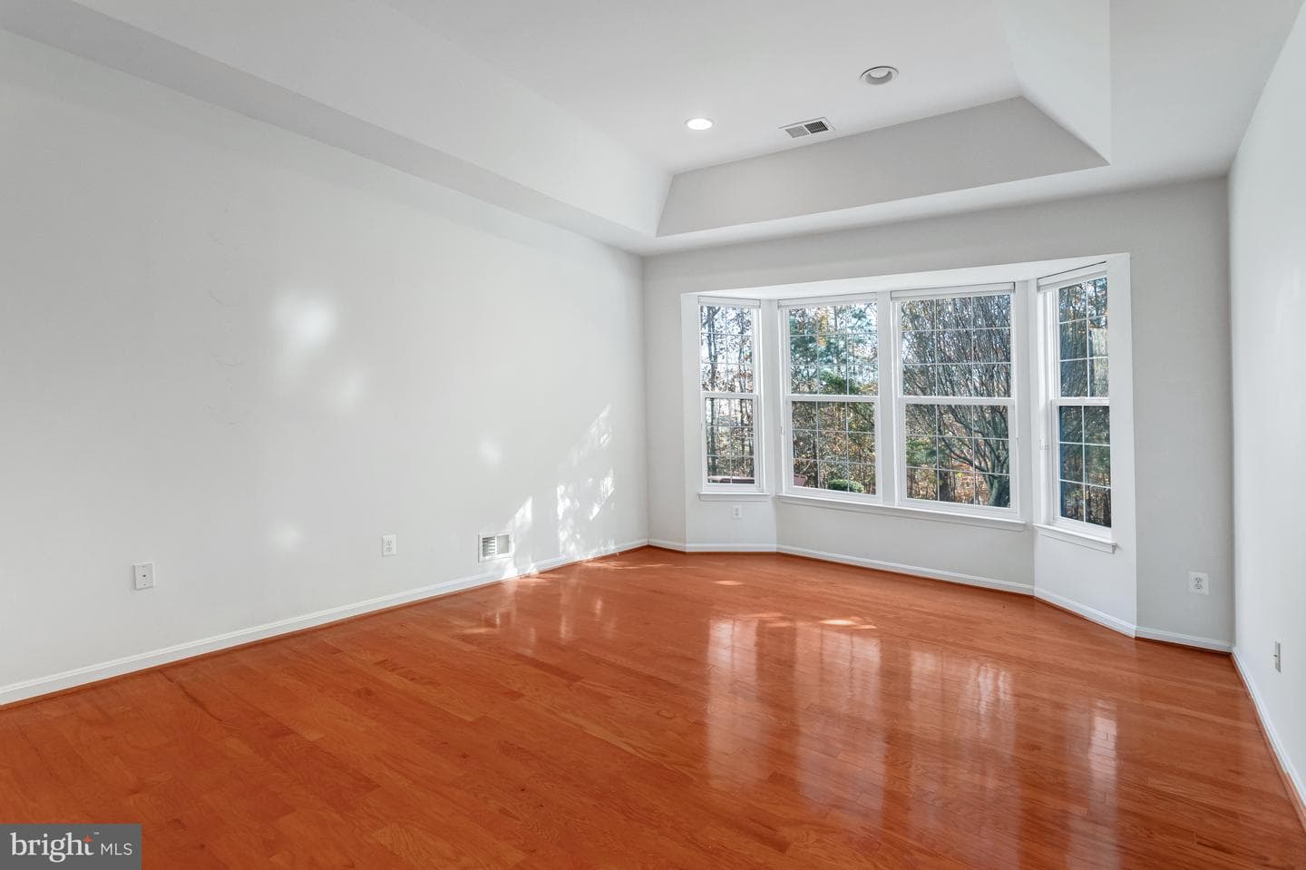 17401 Four Seasons Drive photo 22