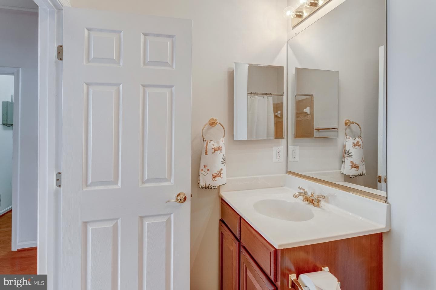 17401 Four Seasons Drive photo 29