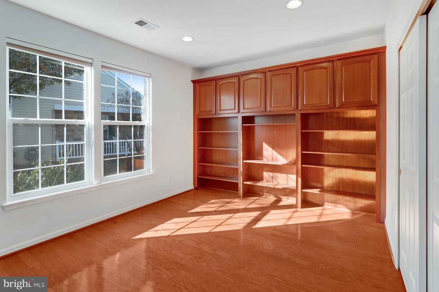 17401 Four Seasons Drive photo 31