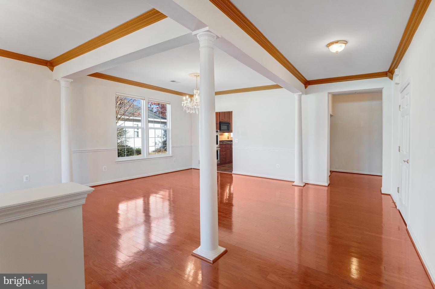 17401 Four Seasons Drive photo 8