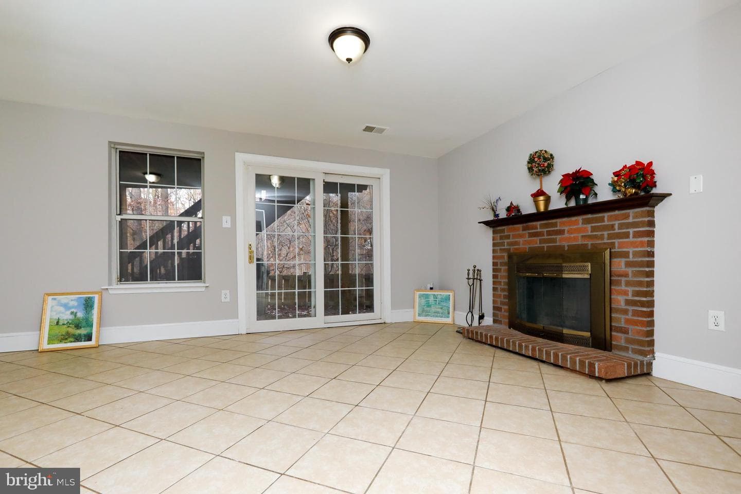 15661 Montview Drive photo 19
