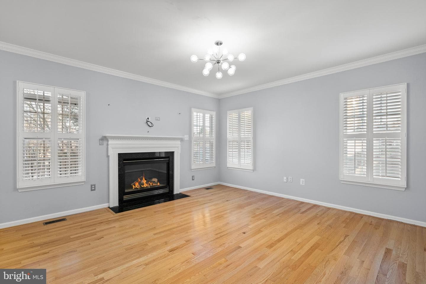 4977 Breeze Way photo 12