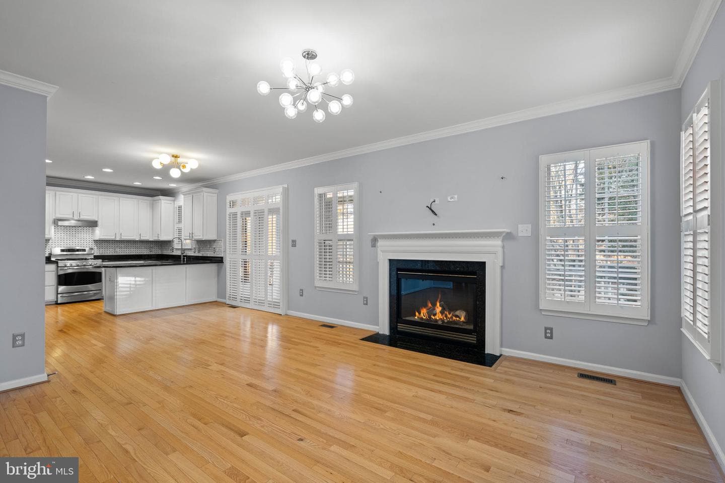 4977 Breeze Way photo 13