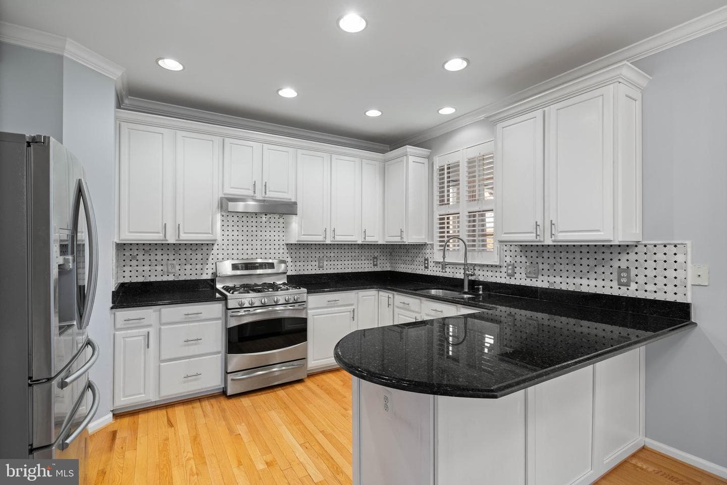4977 Breeze Way photo 17