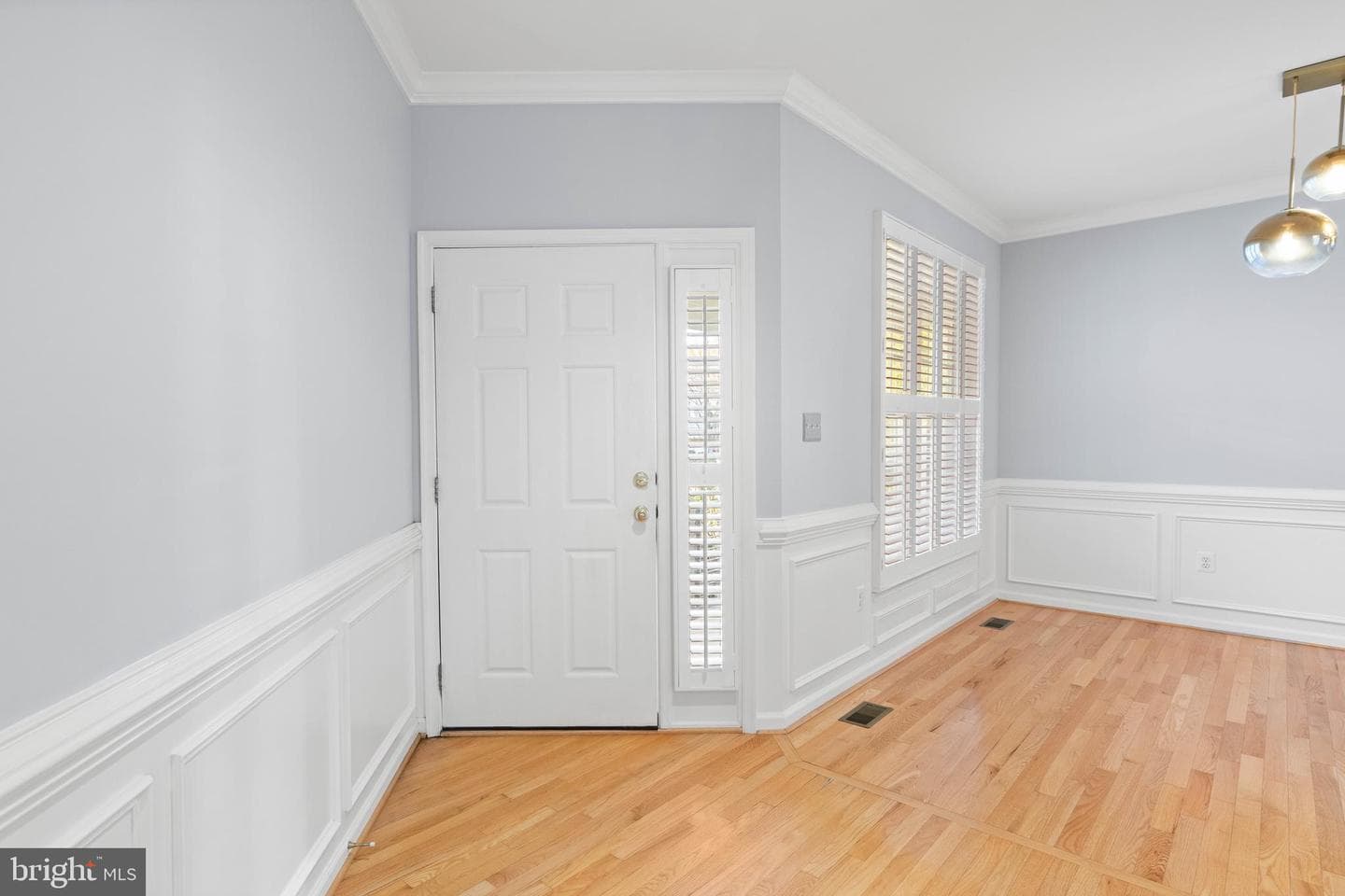 4977 Breeze Way photo 5