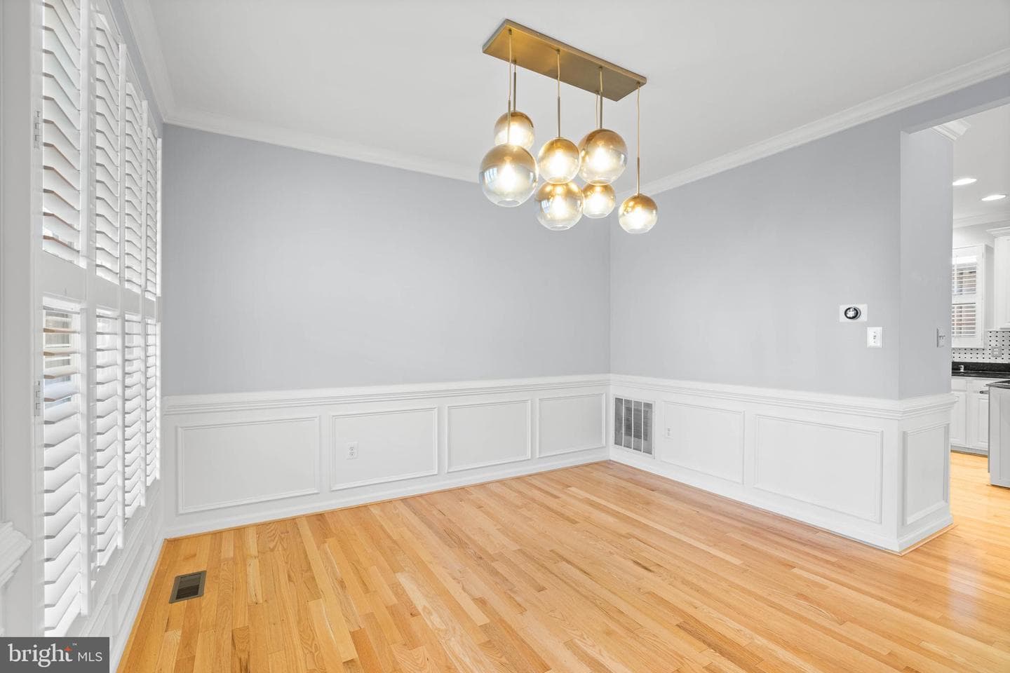 4977 Breeze Way photo 8