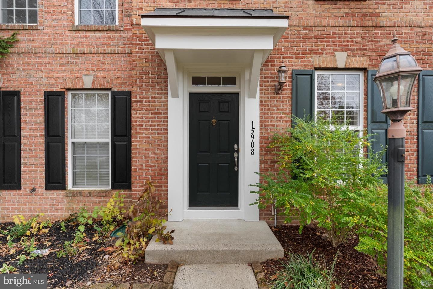 15908 Mackenzie Manor Drive photo 4