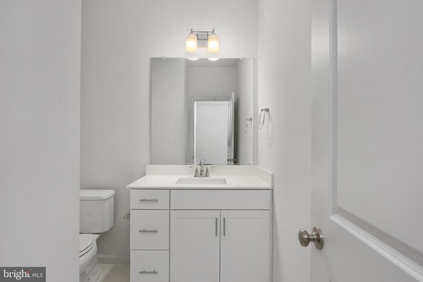 2540 Neabsco Common Place photo 24