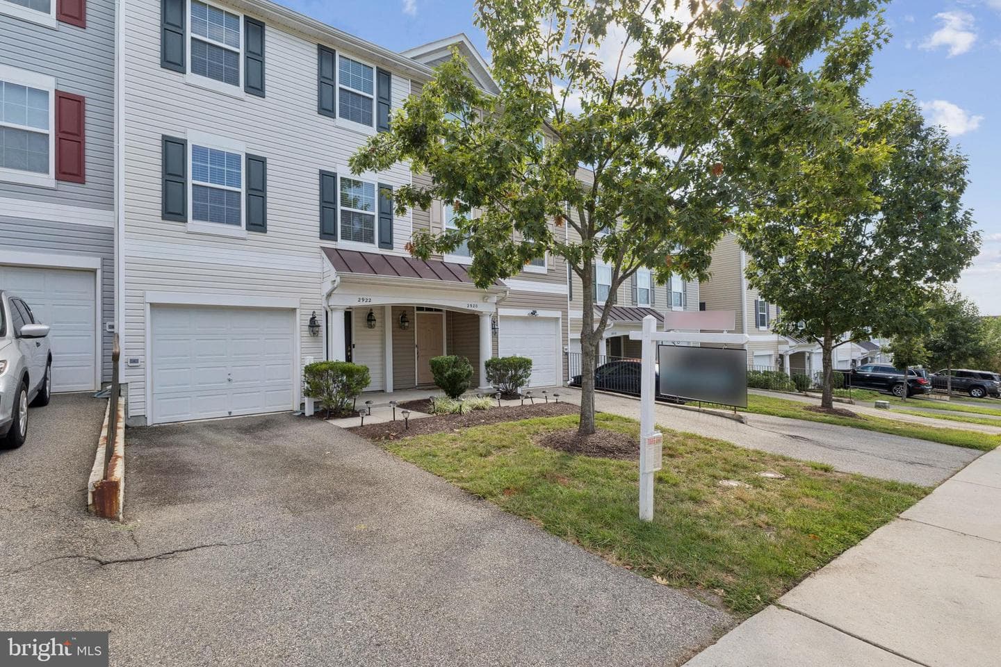 2922 Truffle Oak Place photo 3