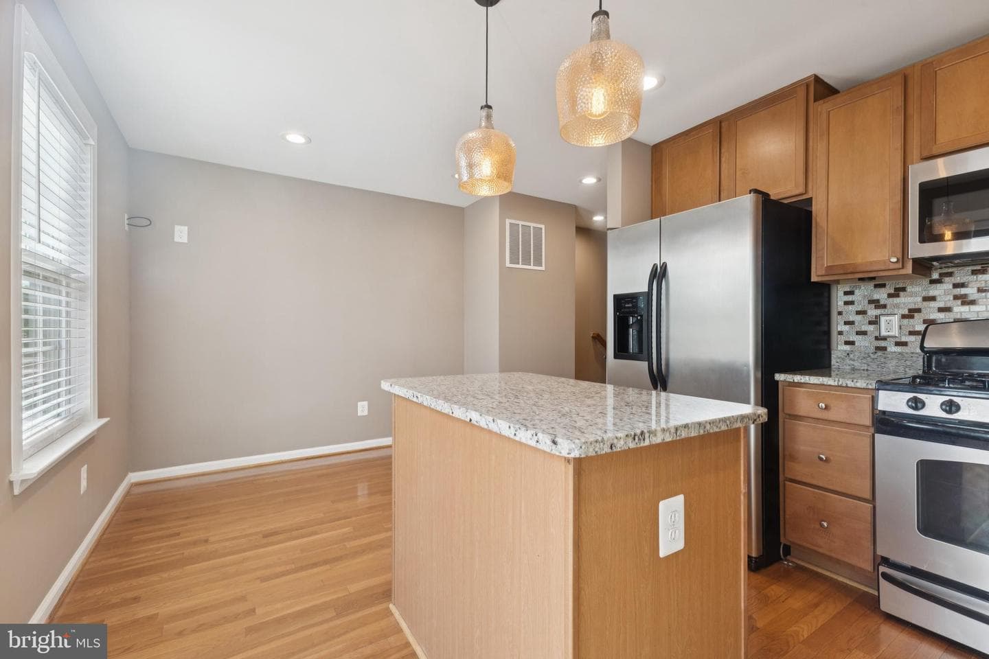 2922 Truffle Oak Place photo 8