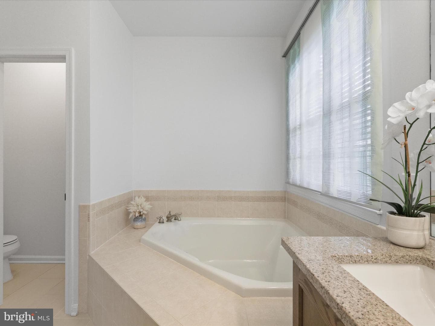 14592 Kylewood Way photo 23