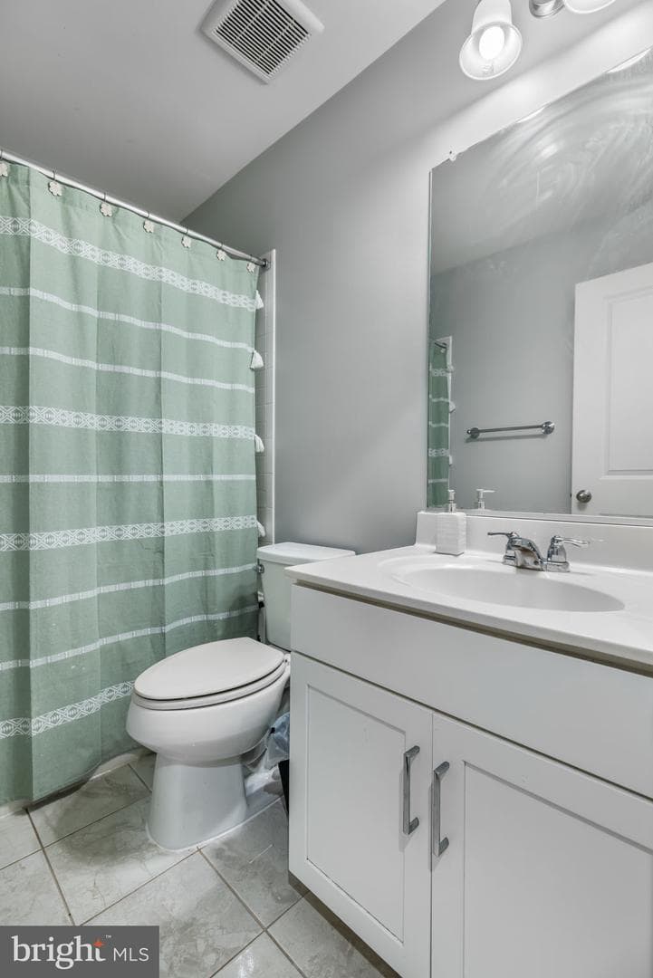 1592 Dorothy Lane photo 15