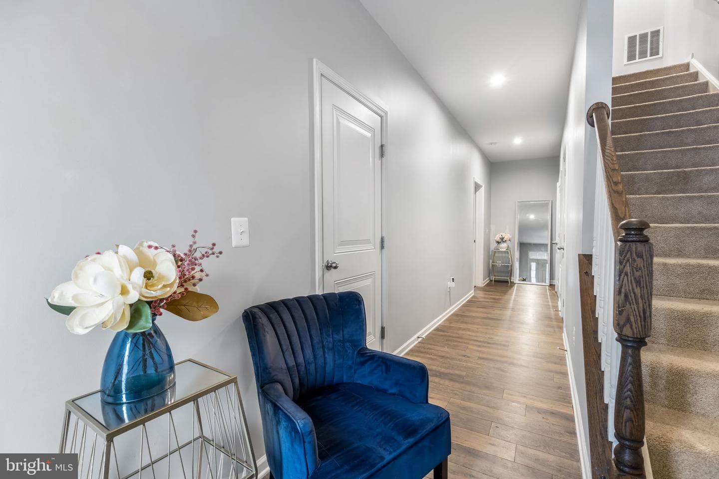 1592 Dorothy Lane photo 17