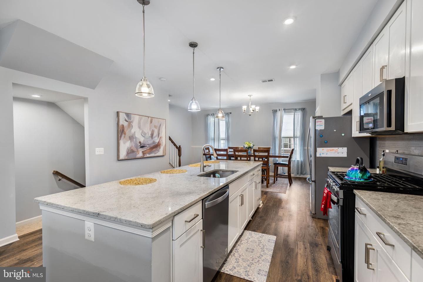 1592 Dorothy Lane photo 4