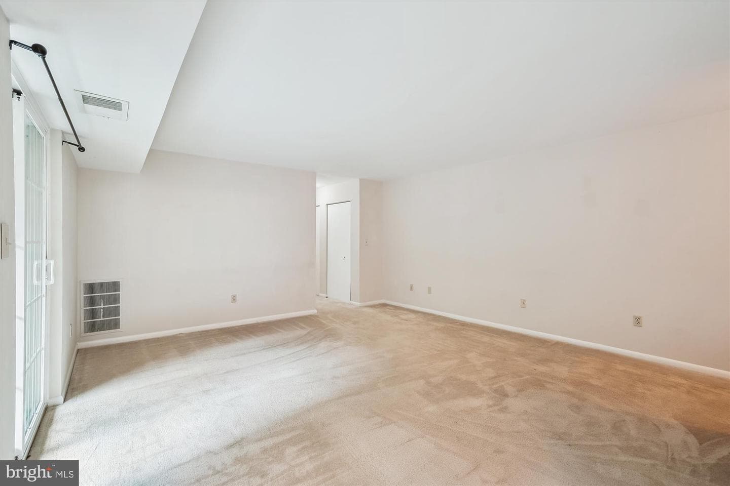 1541 Colonial Drive #203 photo 10