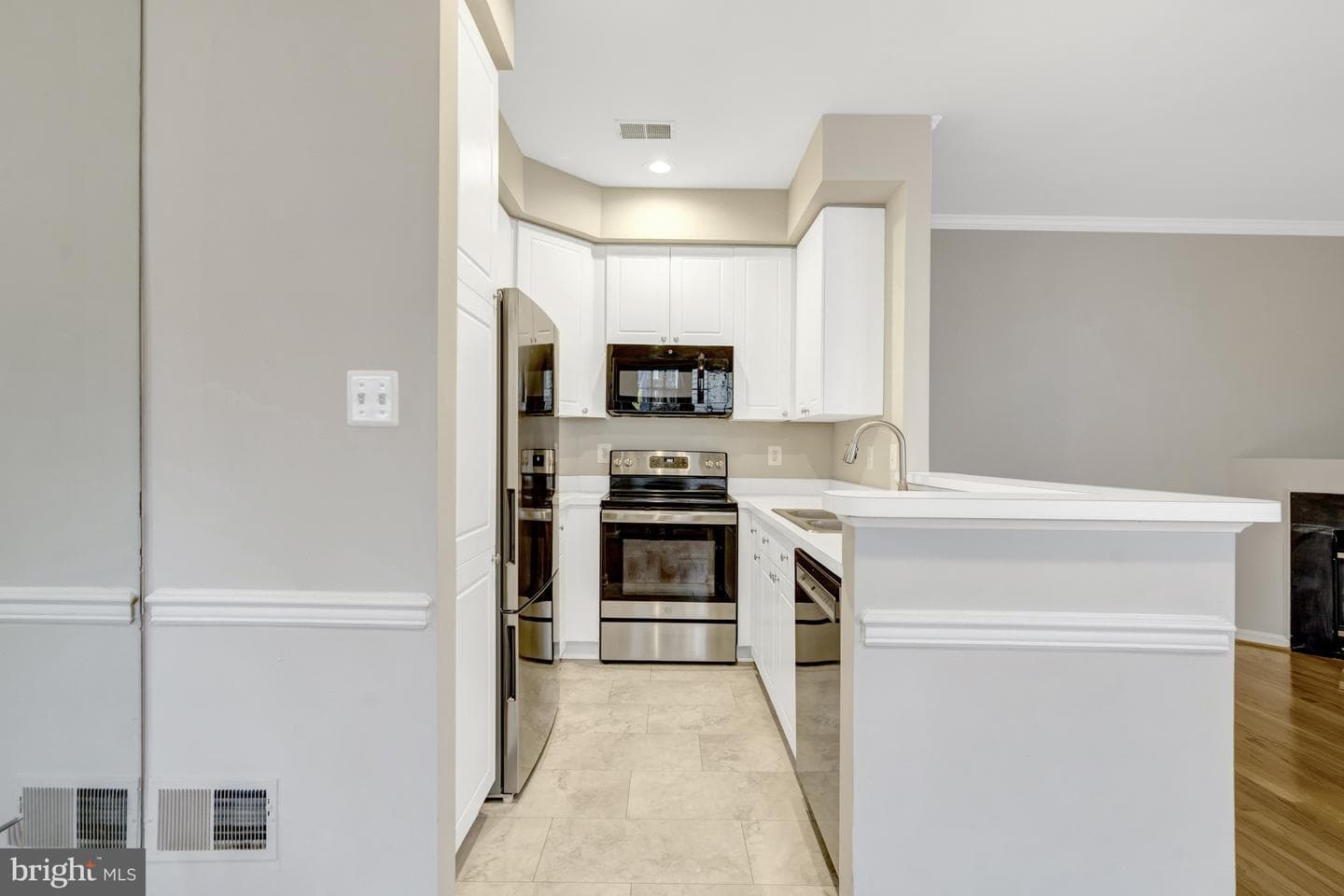 4030 Cressida Place photo 11