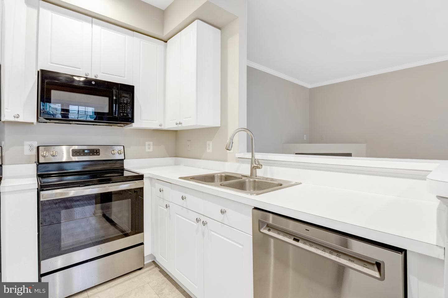 4030 Cressida Place photo 12