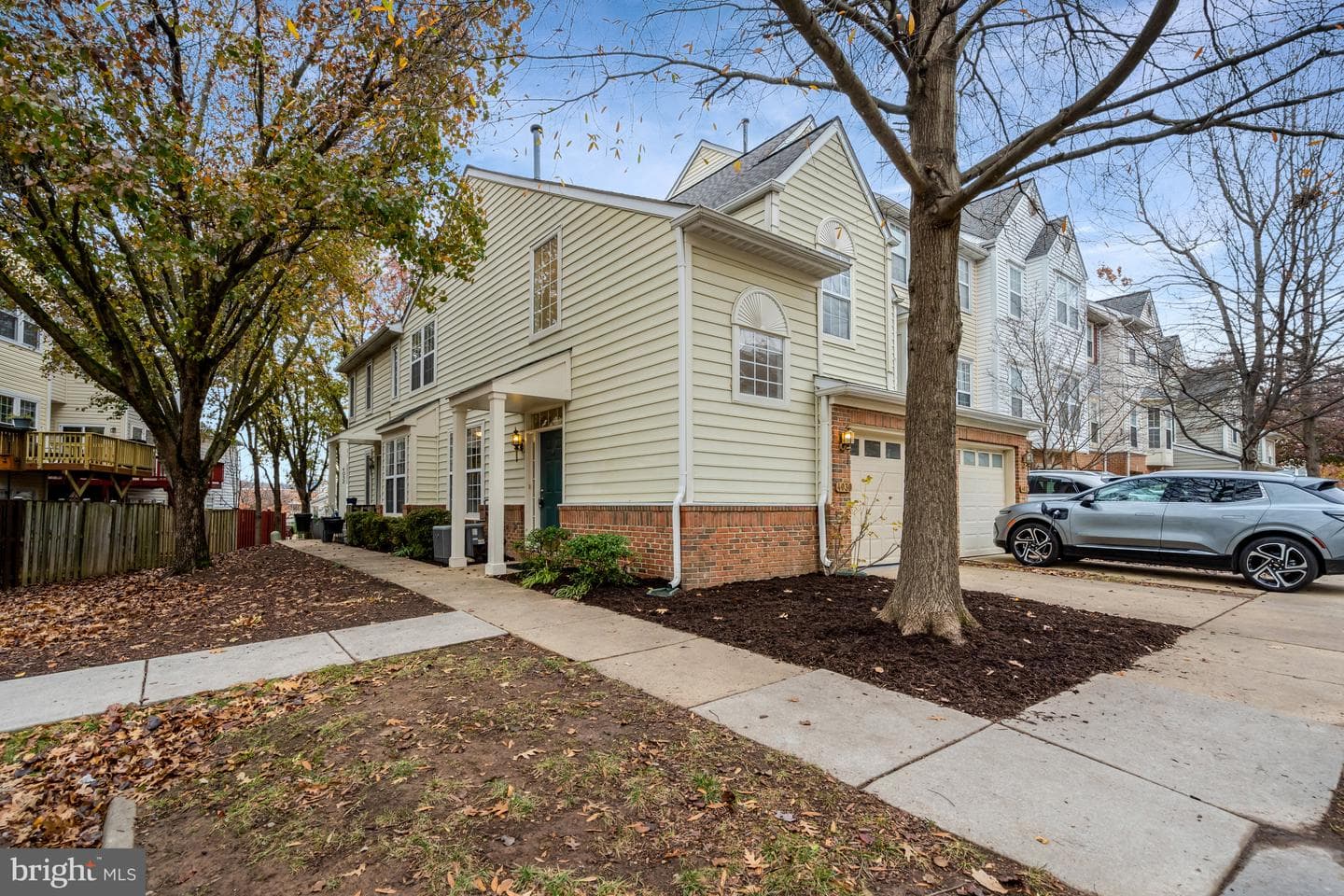4030 Cressida Place photo 3