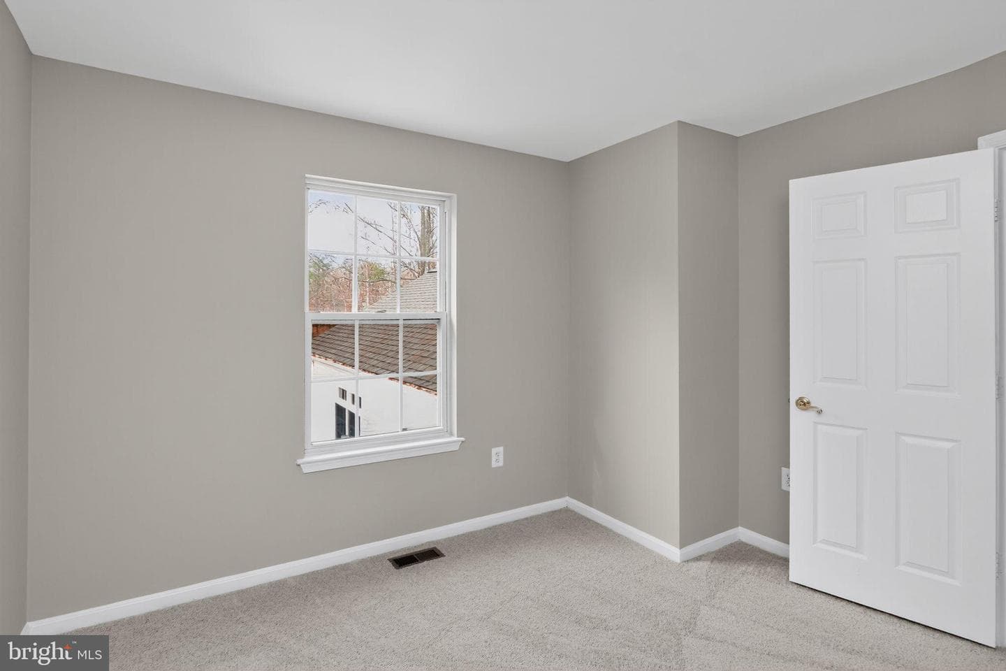 14218 Roland Court photo 10