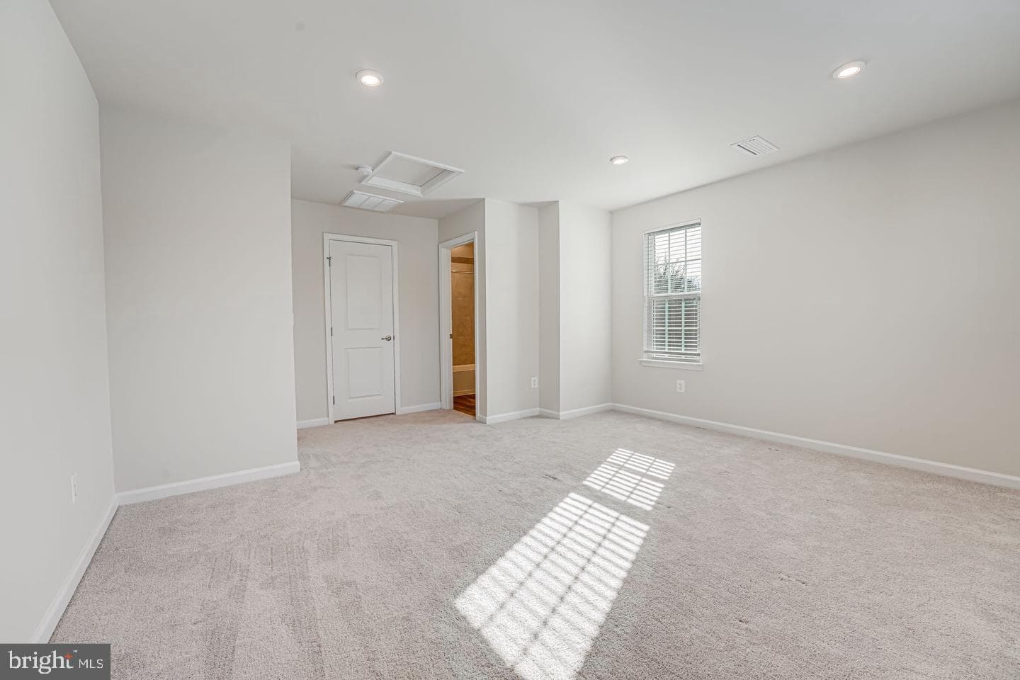 18339 Reaper Hill Ct photo 4