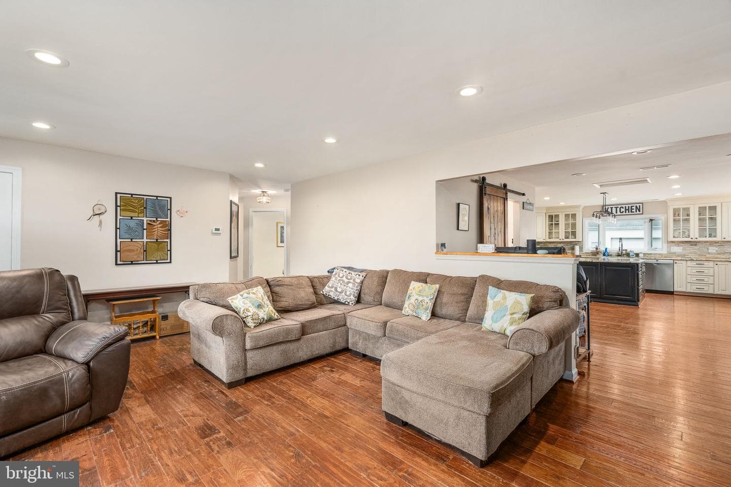 1412 Devils Reach Road photo 10