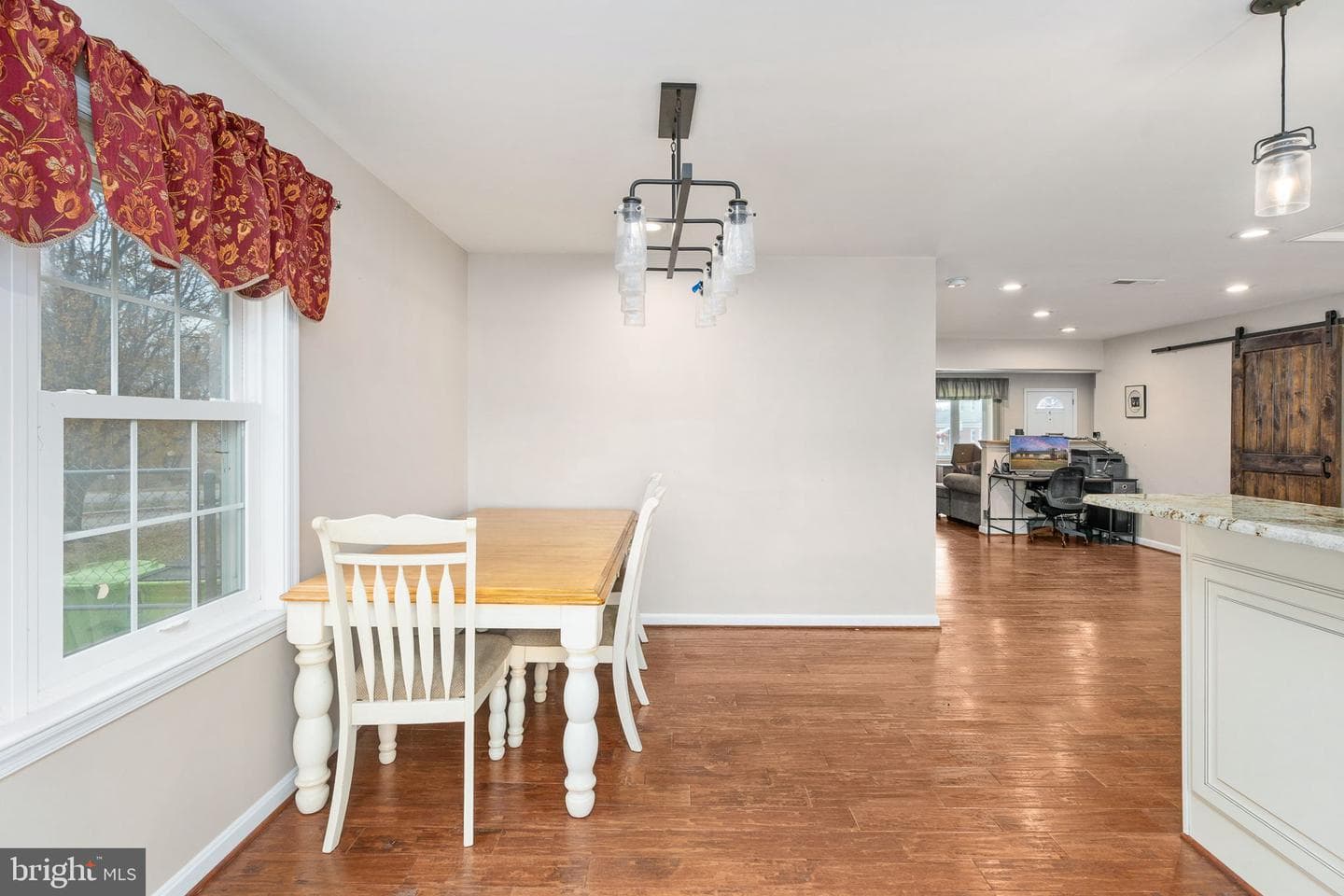 1412 Devils Reach Road photo 20