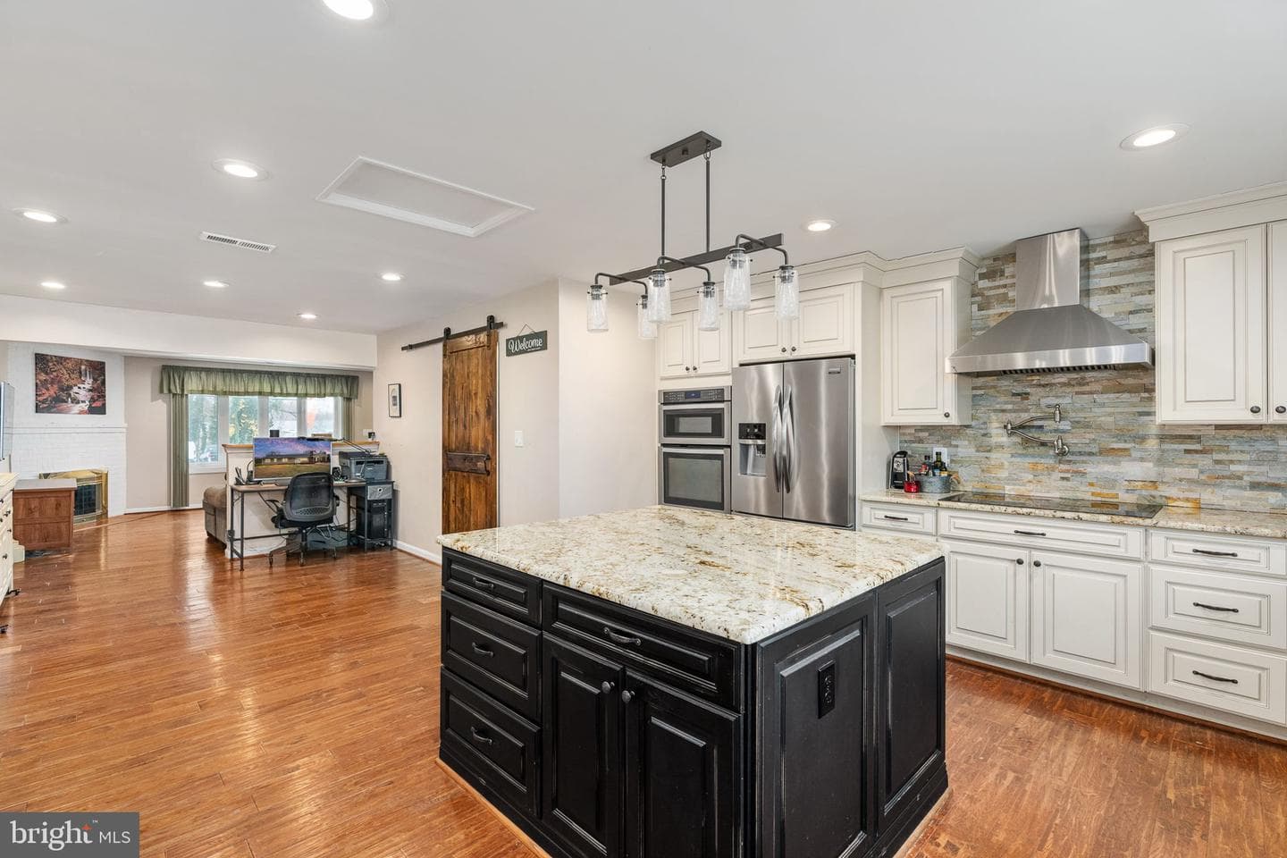 1412 Devils Reach Road photo 22