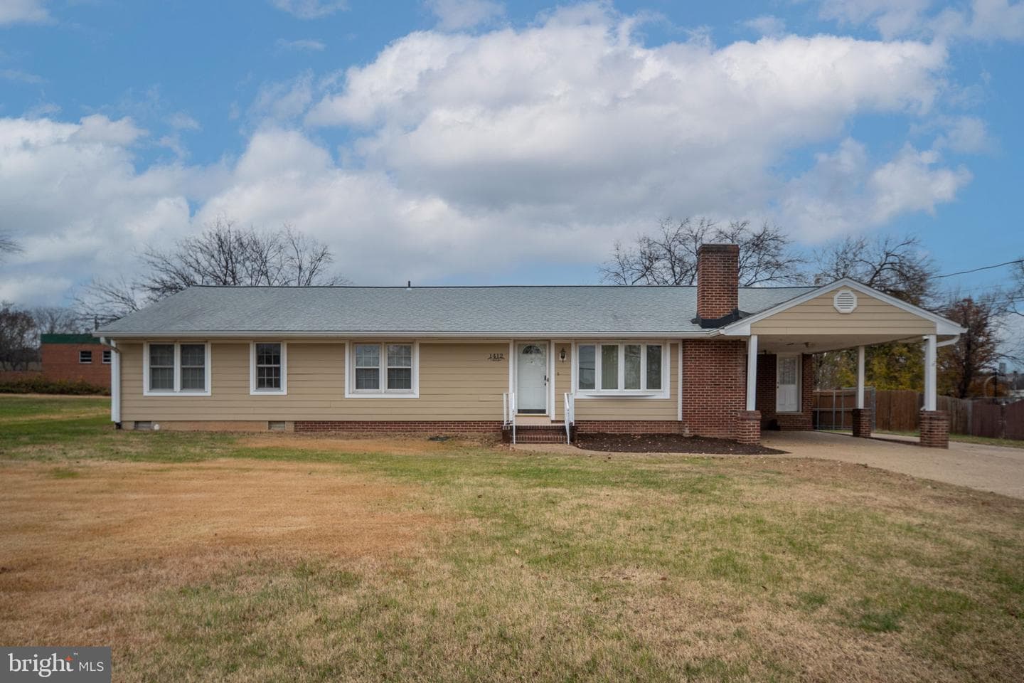 1412 Devils Reach Road photo 5