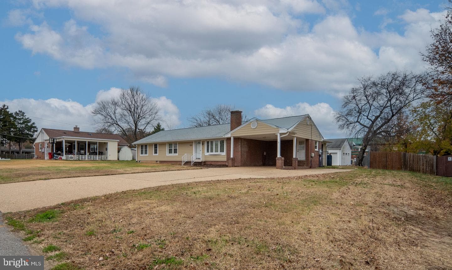 1412 Devils Reach Road photo 59