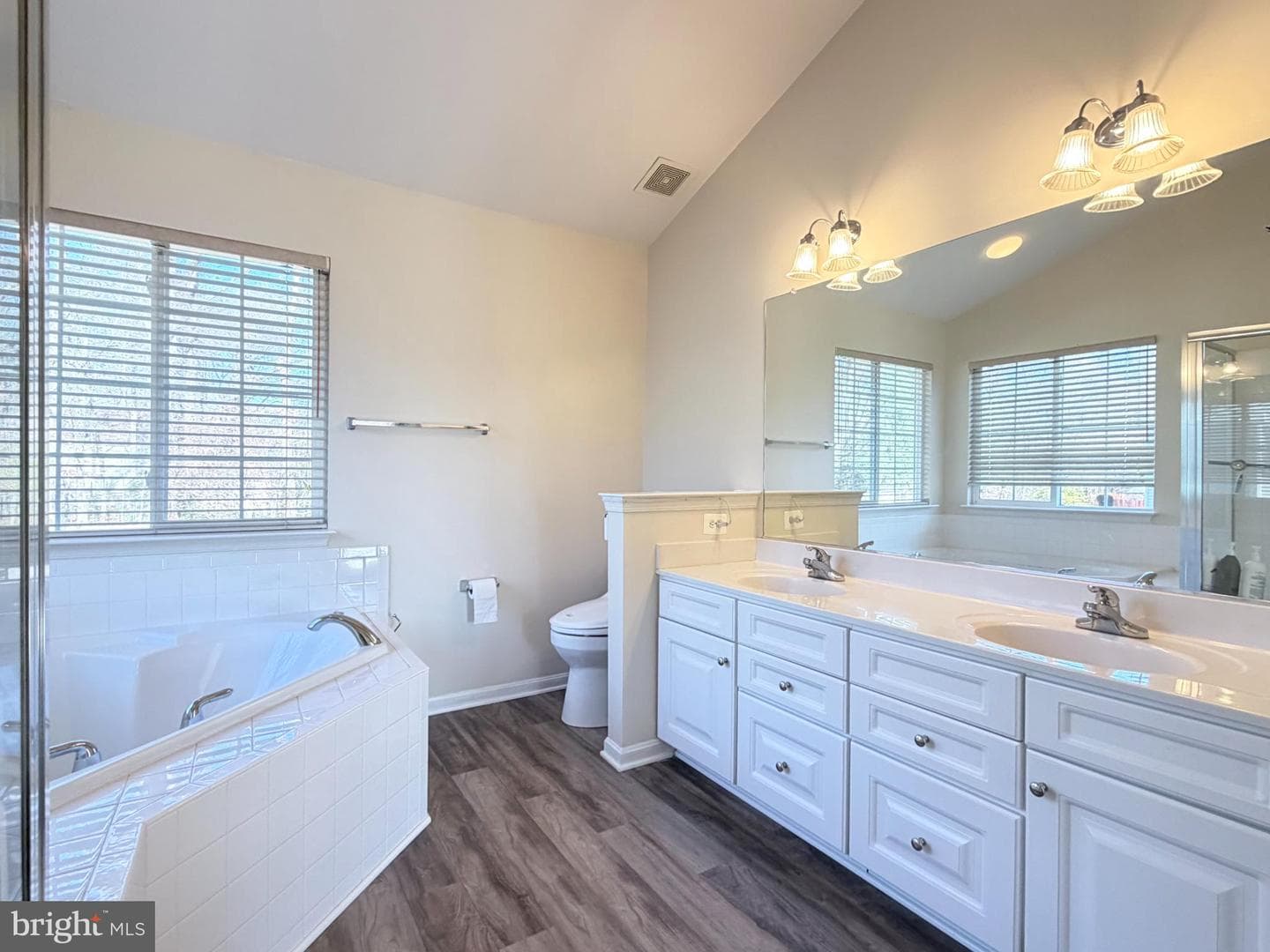 8420 Summer Breeze Place photo 24