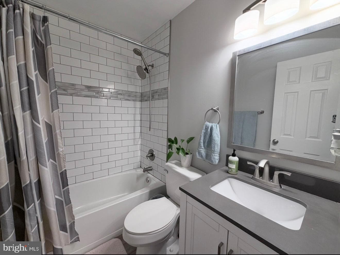 4993 Lambsgate Lane photo 21