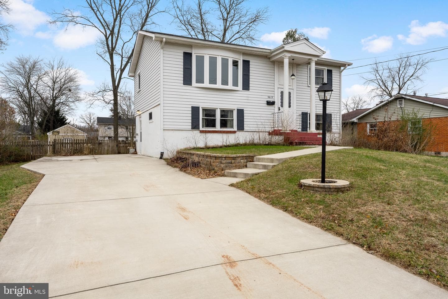 9613 King George Drive photo 3