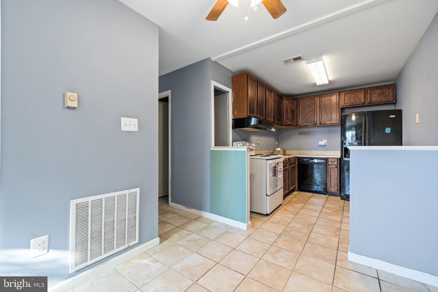 7699 Callan Drive photo 5