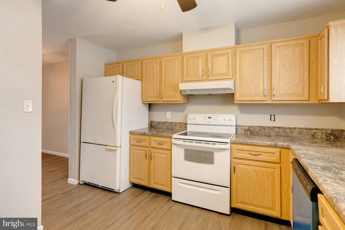 2105 Old Landing Way photo 15