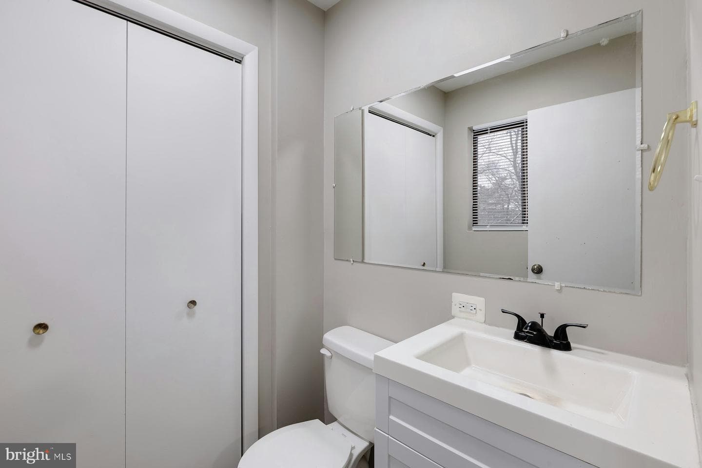 2105 Old Landing Way photo 21