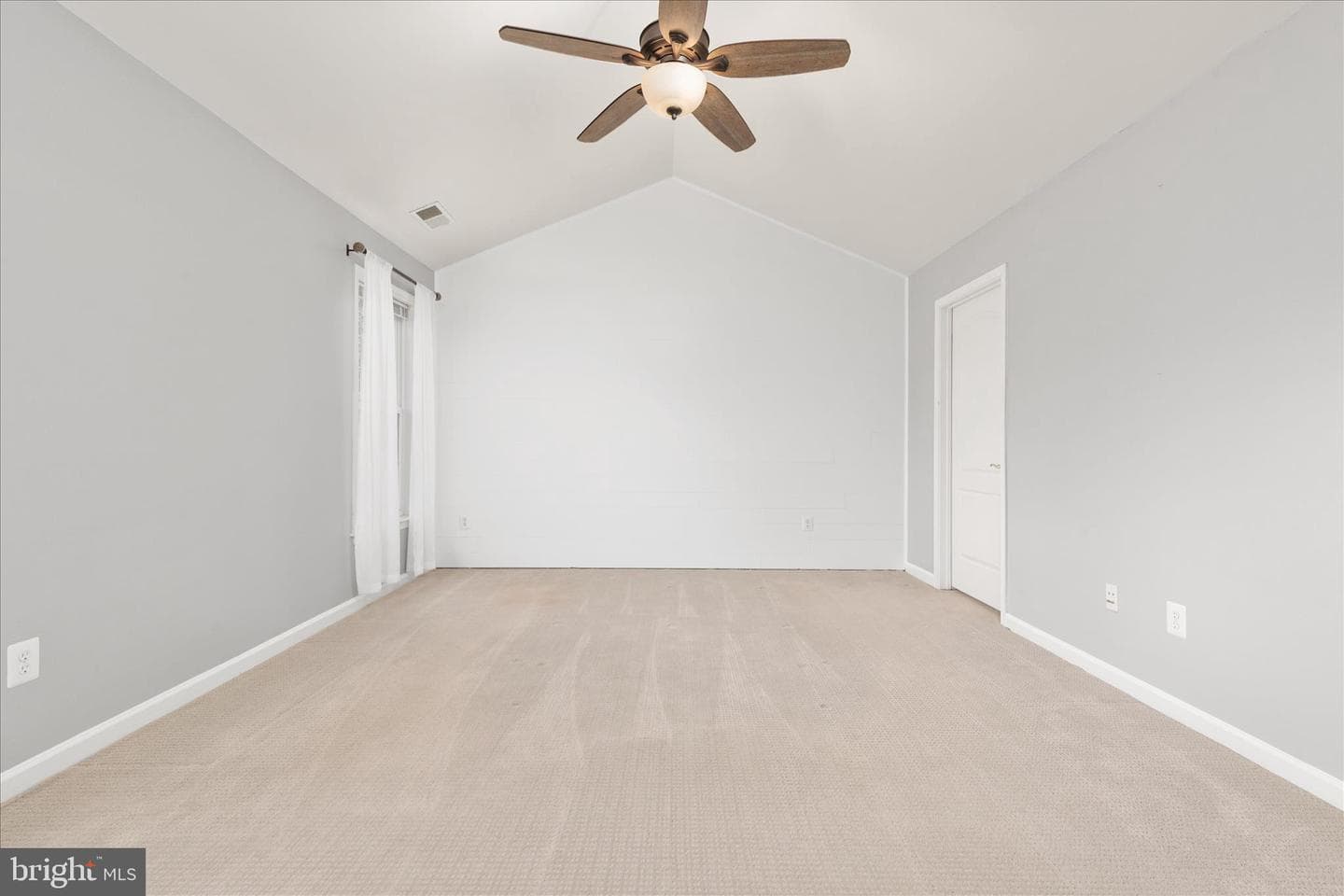 15831 Fourmile Creek Court photo 21