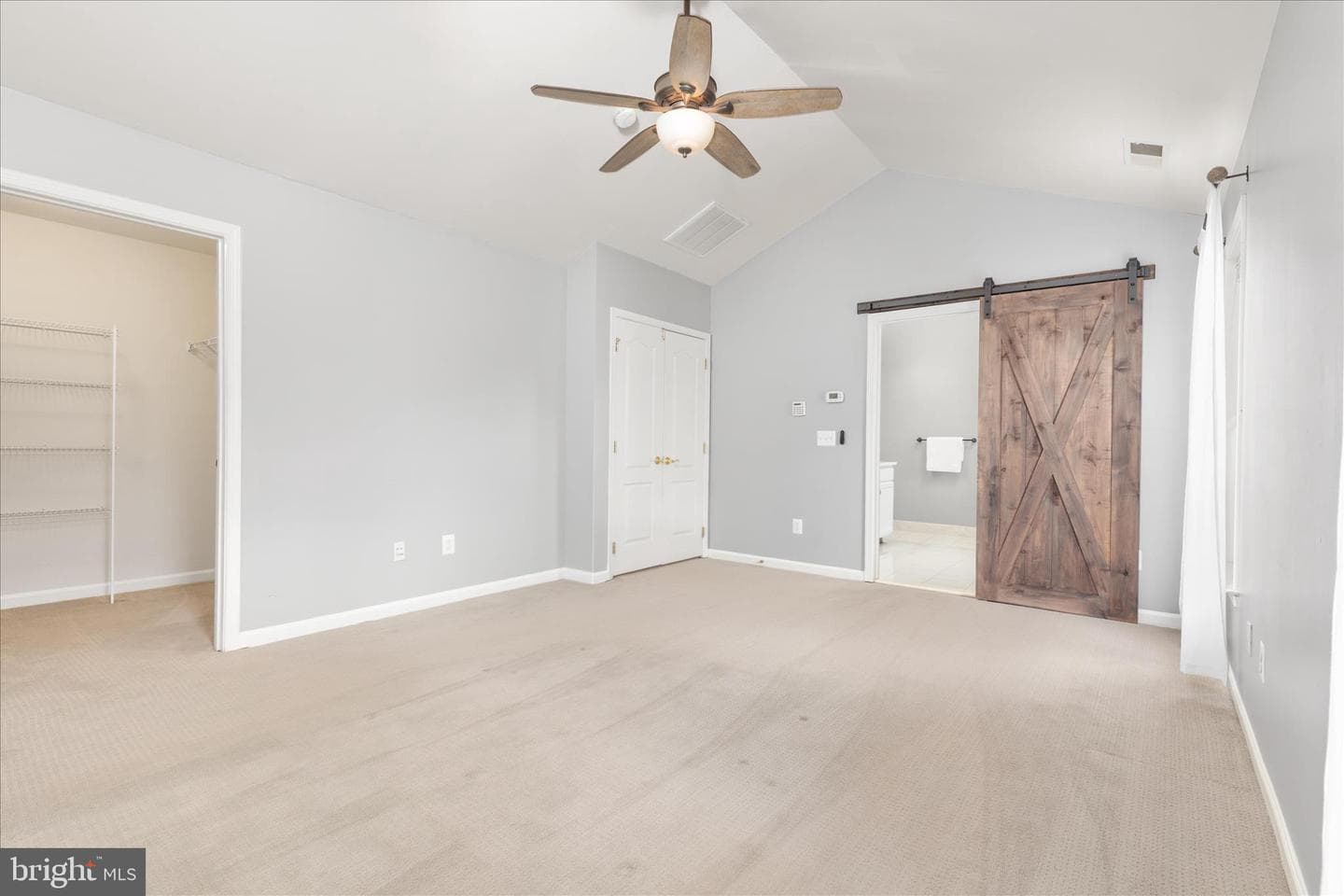 15831 Fourmile Creek Court photo 24