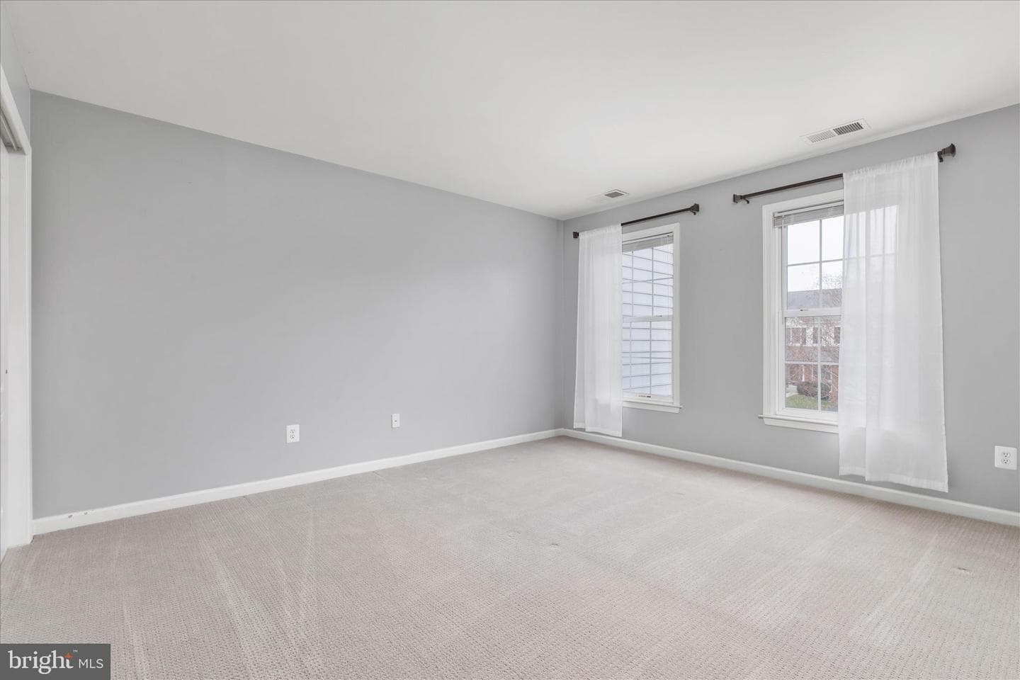 15831 Fourmile Creek Court photo 32