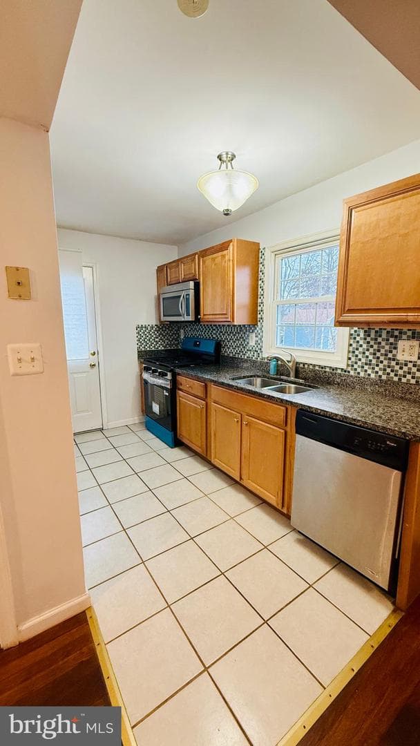 15043 Alabama Avenue photo 9