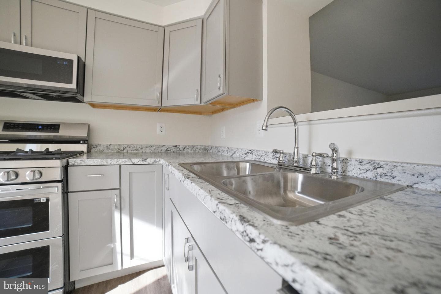 16828 Toms River Loop photo 9