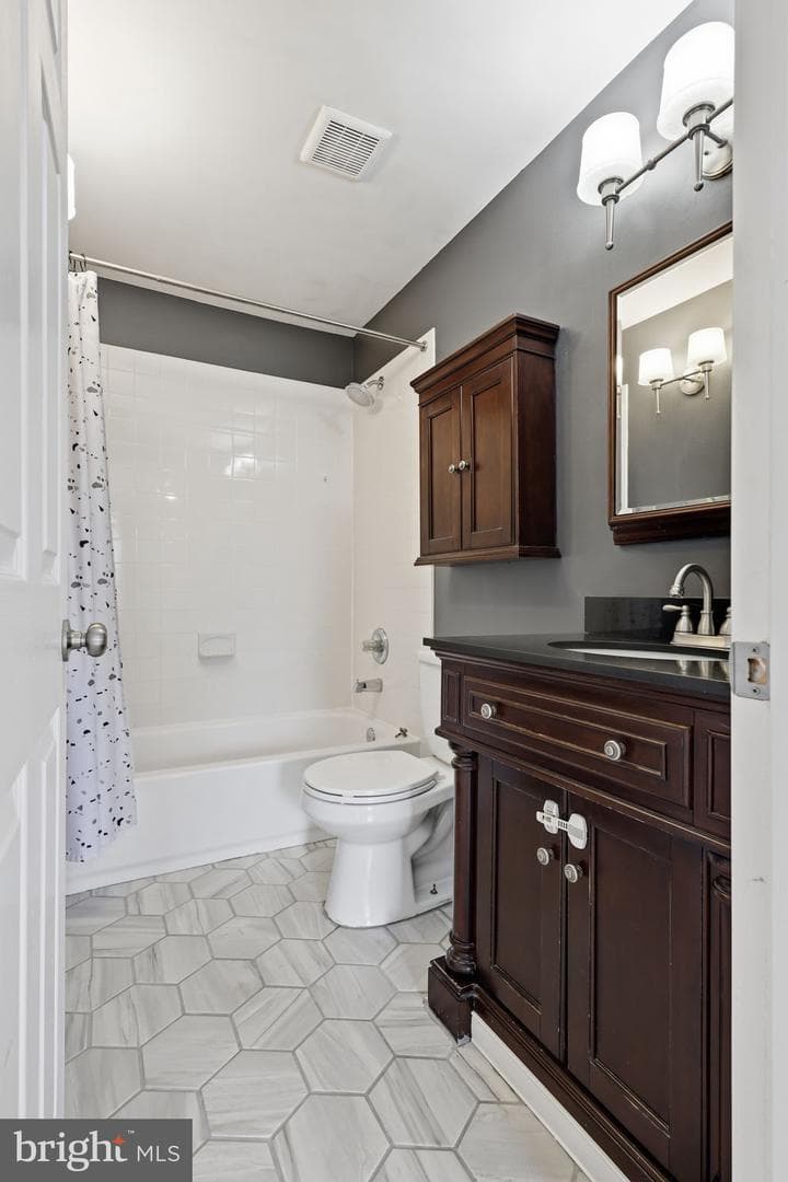 8186 Winstead Place #201 photo 17