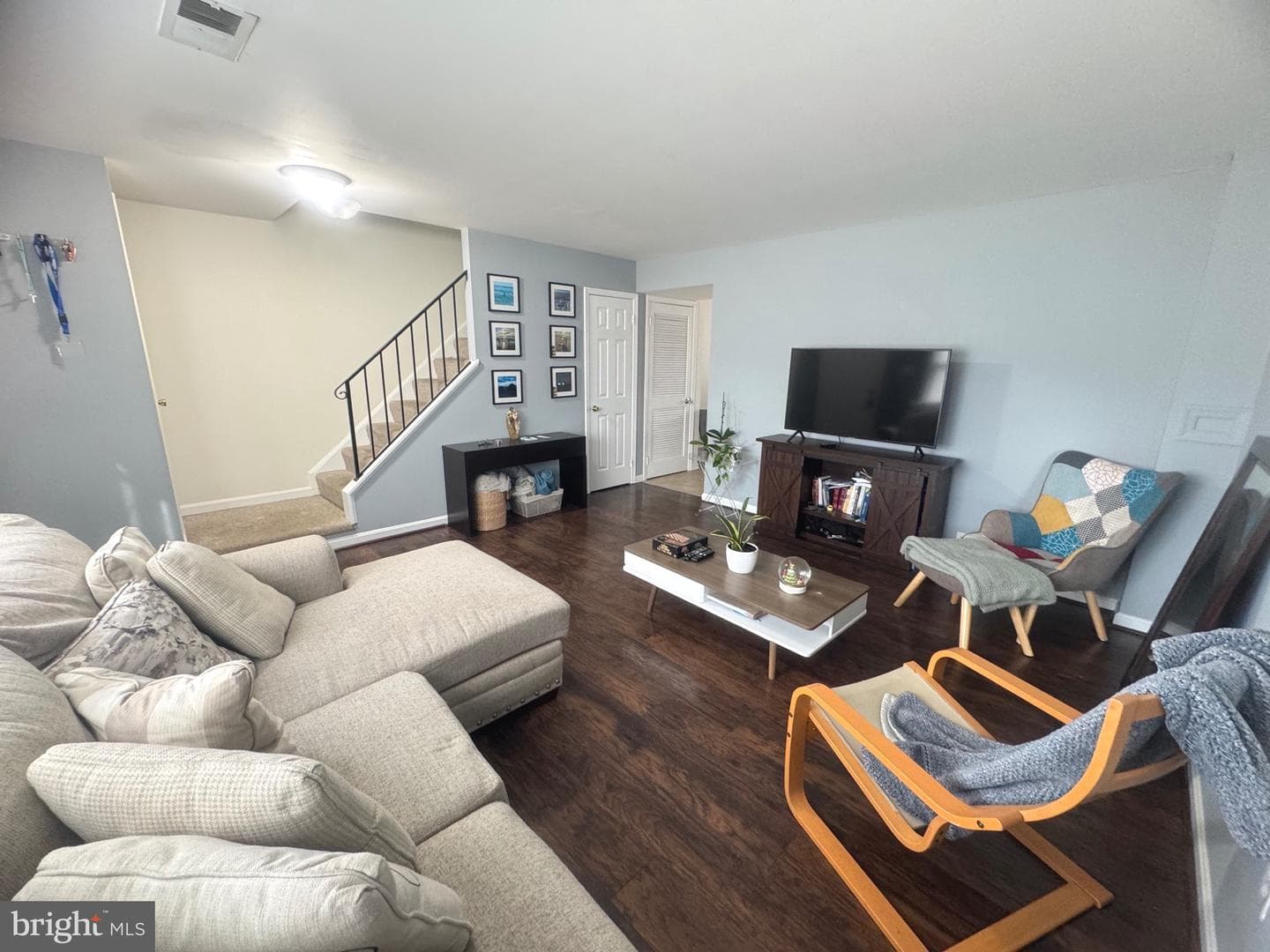 4659 Charlton Court photo 4