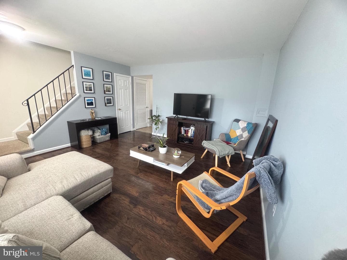 4659 Charlton Court photo 5