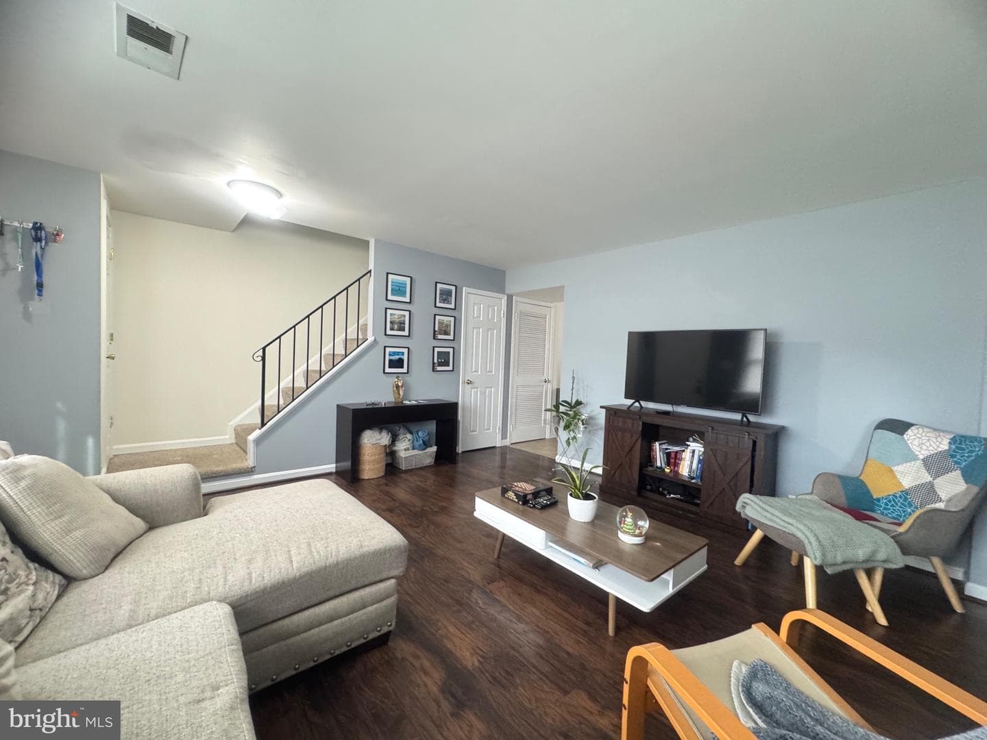 4659 Charlton Court photo 6