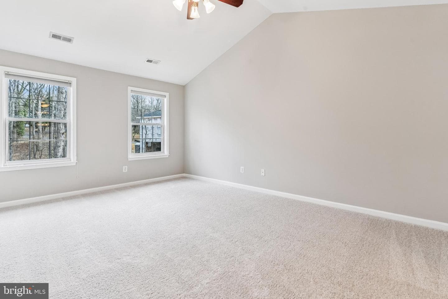13232 Kahns Road photo 19